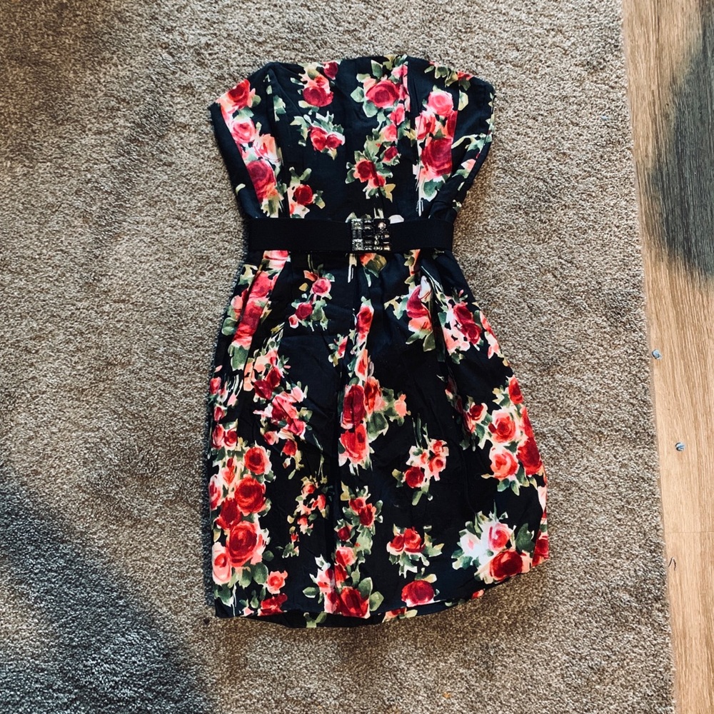 Wet Seal Strapless Floral Dress | size S